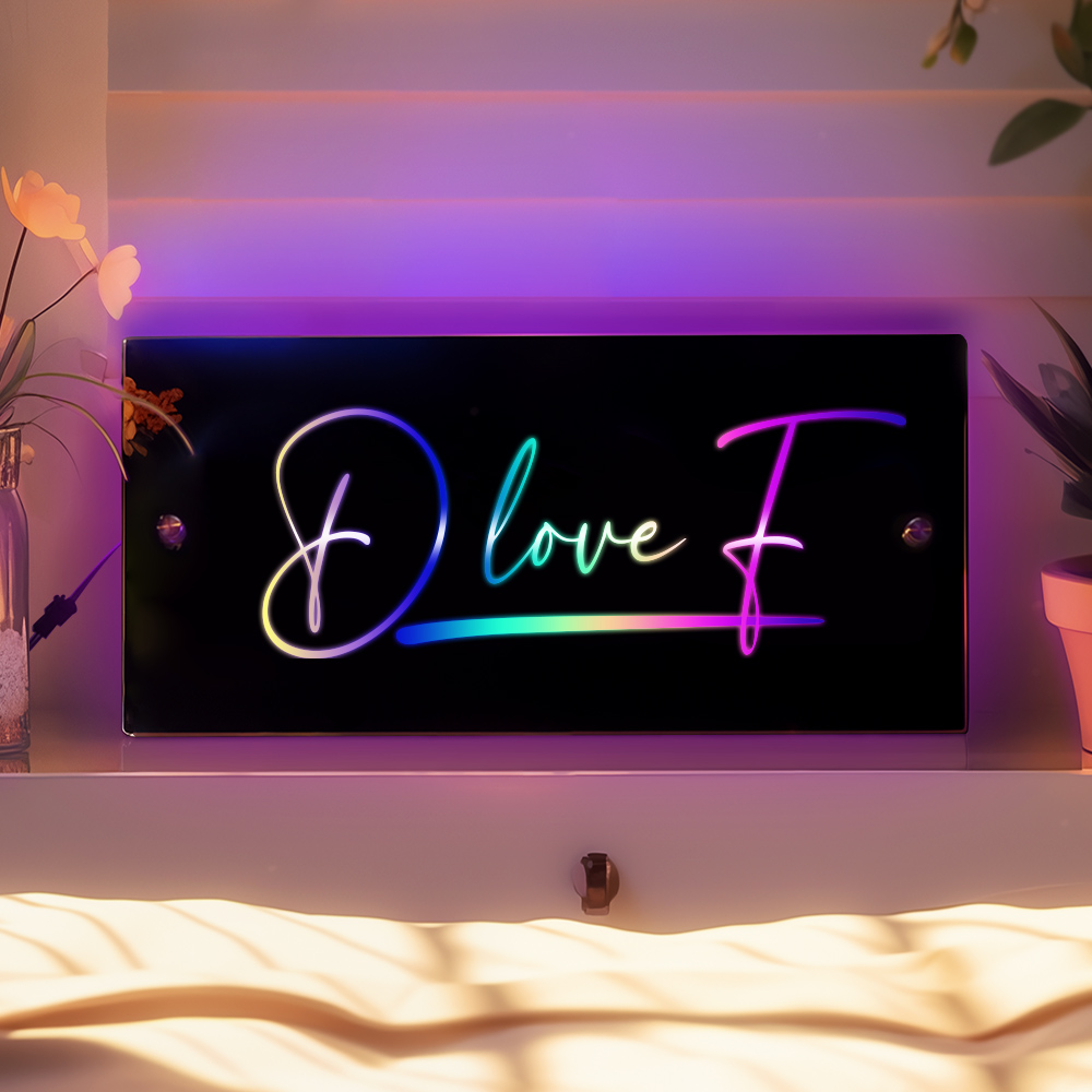 Decore com estilo e emoção. Espelho personalizado com nome gravado e luz LED – prenda original para aniversários, Natal ou decoração de quartos.