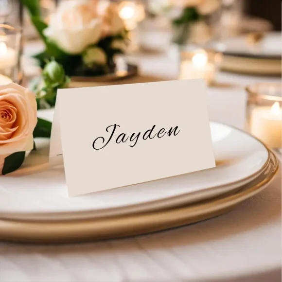 Descubra marcadores de lugar personalizados para casamento, ideais para uma mesa elegante e organizada. Personalize com nomes e surpreenda os seus convidados com um detalhe único da Prendas Originais.