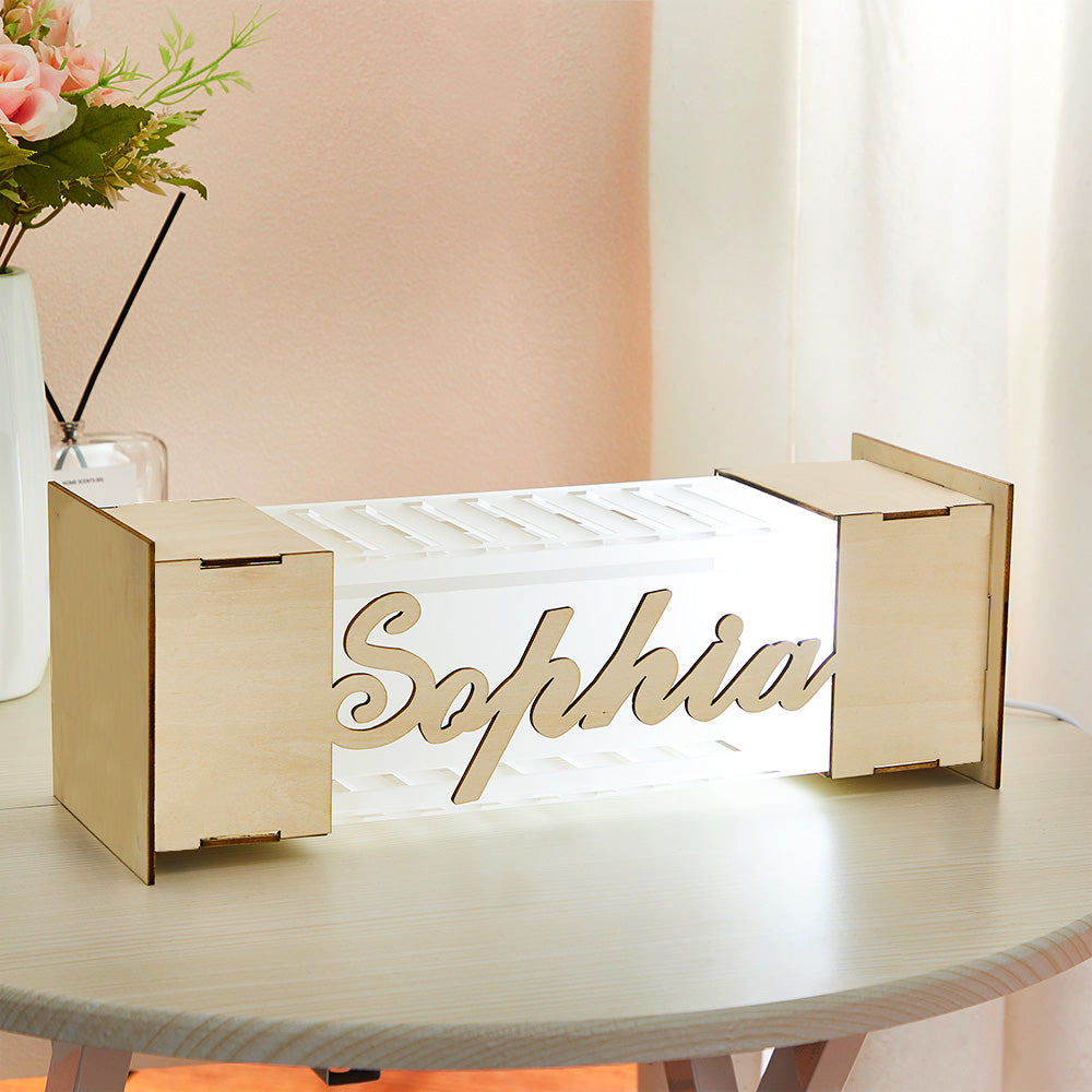 Surpreenda com uma lâmpada LED personalizada com nome. Um presente original e decorativo para aniversários, datas especiais ou para iluminar qualquer espaço.