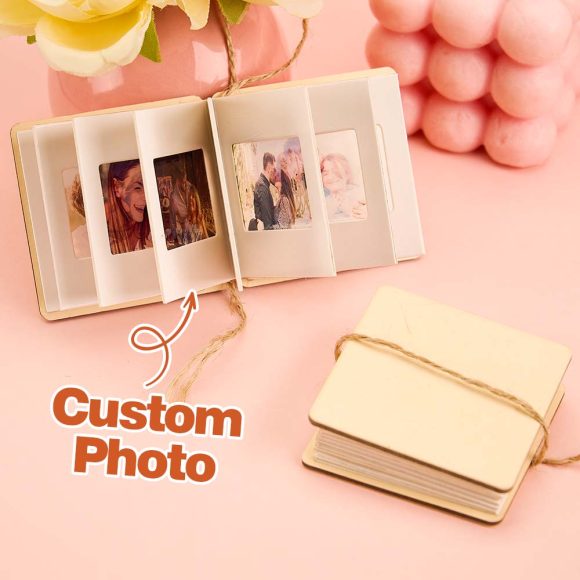 Surpreende com um presente criativo e romântico: álbum fotográfico personalizado em forma de rolo de filme. Ideal para namorados, aniversários ou datas especiais.