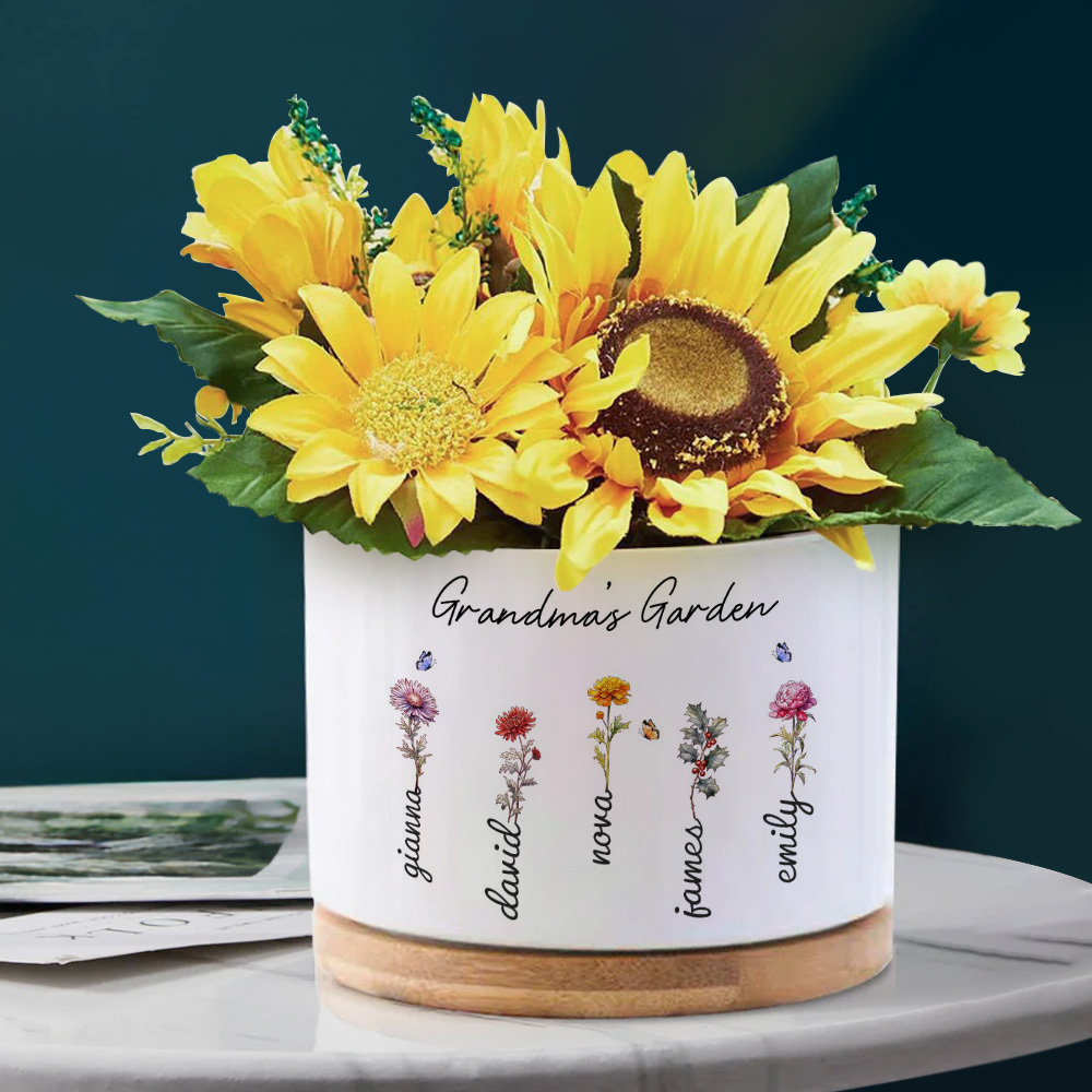 Descubra o vaso personalizado com flor do mês e nome. Um presente original e emotivo para mães, avós e amigas. Ideal para decoração com significado.