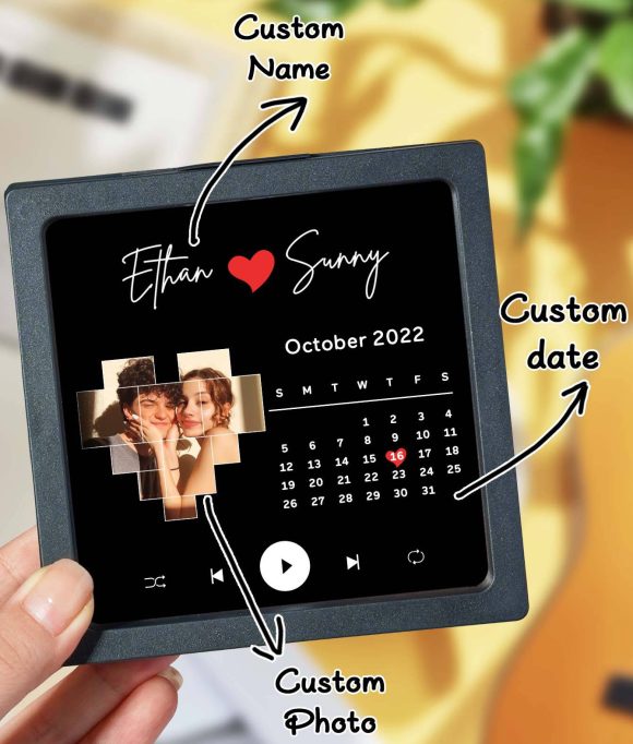 Descubra o Íman de Frigorífico Personalizado com Foto, Nome, Calendário e Música – um presente único e cheio de significado. Ideal para aniversários, datas especiais ou como recordação inesquecível.
