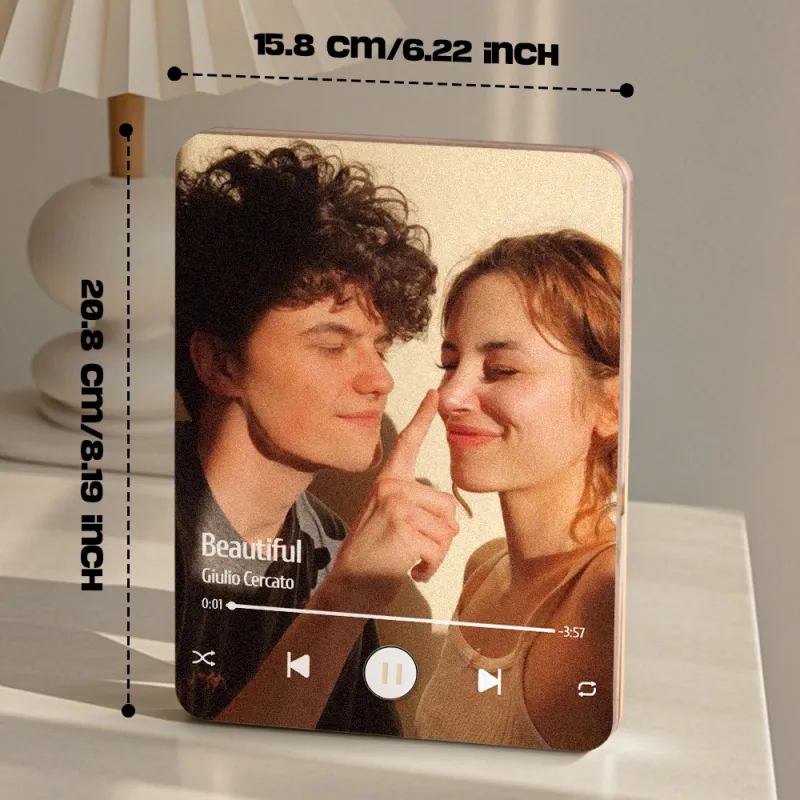 Descubra a moldura musical personalizada com foto que toca música sem telemóvel. Um presente original e romântico ideal para aniversários, casamentos ou Dia dos Namorados.