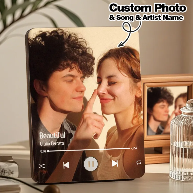 Descubra a moldura musical personalizada com foto que toca música sem telemóvel. Um presente original e romântico ideal para aniversários, casamentos ou Dia dos Namorados.