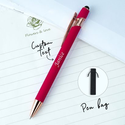 Descubra a Caneta Vermelha Multifuncional com Nome Gravado. Um presente elegante e útil para escola, escritório ou oferecer no Dia do Professor.