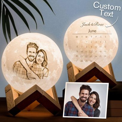 Surpreenda com uma lâmpada lua 3D personalizada com foto, nome ou data especial. Um presente único e emotivo para decorar e iluminar qualquer espaço.