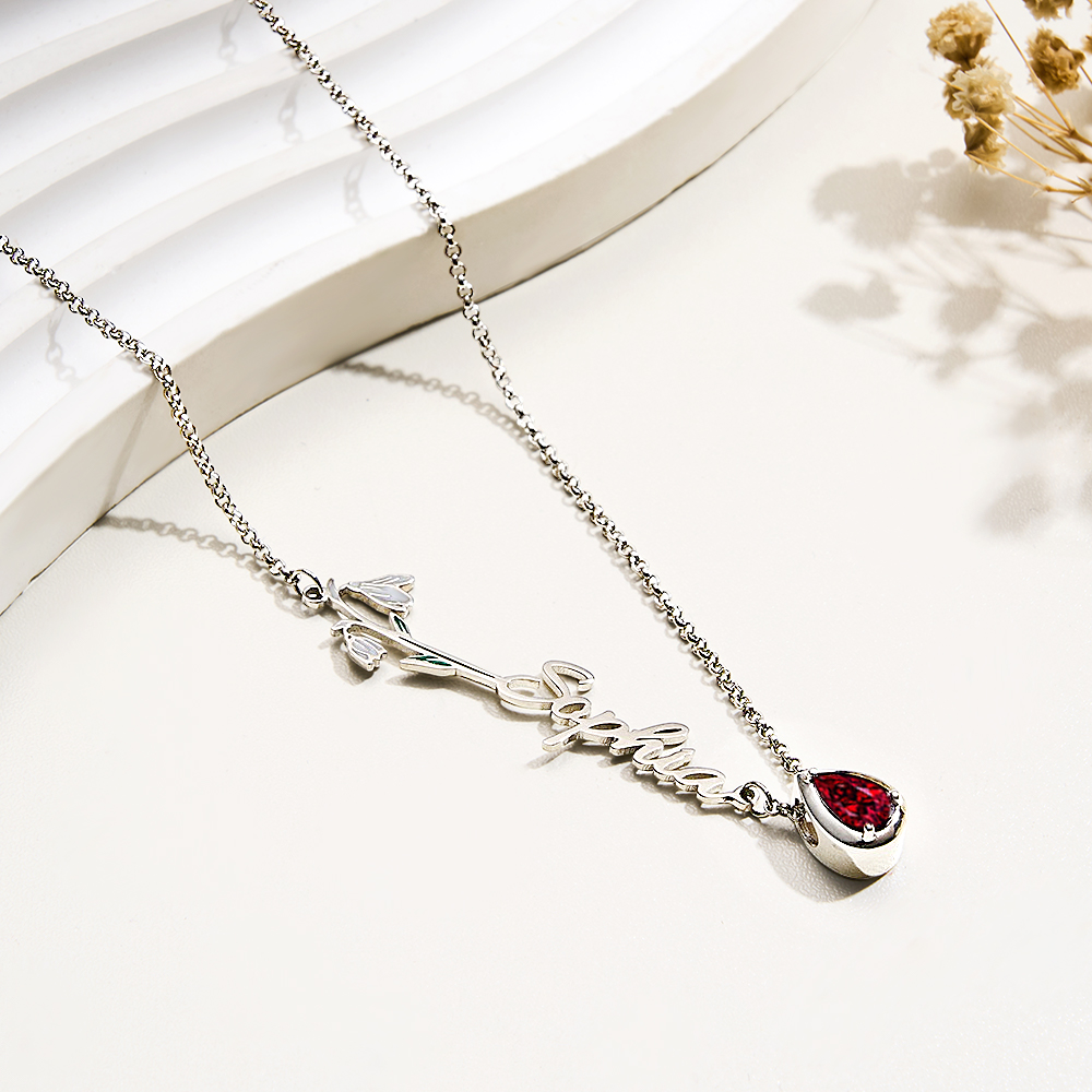 Colar personalizado com flor de nascimento, pedra e nome. Uma joia elegante e cheia de significado, ideal para oferecer em ocasiões especiais. Prendas Originais.