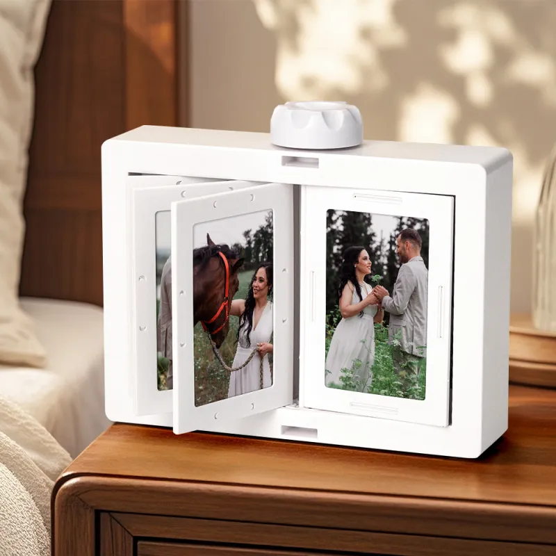 Carrossel de fotos giratório personalizado com até 24 imagens. Uma moldura original e interativa, perfeita como presente personalizado e decoração de interiores.