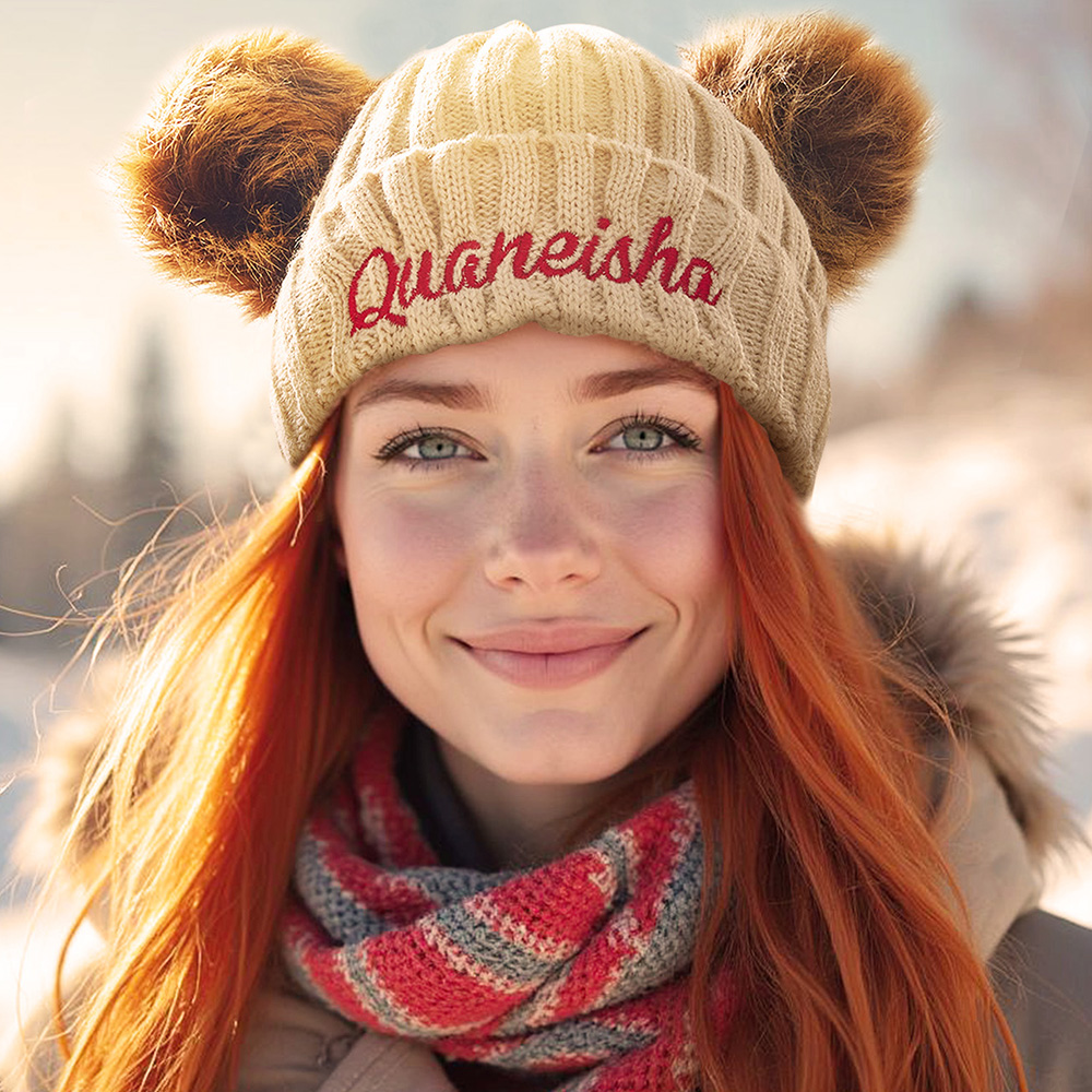 Crie um gorro personalizado com nome bordado para adulto ou bebé. Um presente original e confortável para aniversários, Natal, nascimento e outras ocasiões especiais.