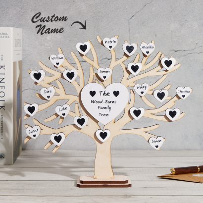 Personalize esta Árvore da Família em Madeira com os nomes dos seus familiares. Uma peça única de decoração e um presente personalizado para qualquer ocasião especial.