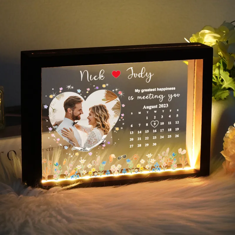 Moldura LED Personalizada com Foto e Data