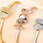 Descubra como escolher a fotografia ideal para uma pulseira personalizada. Veja dicas para criar presentes com fotos únicos e cheios de significado.